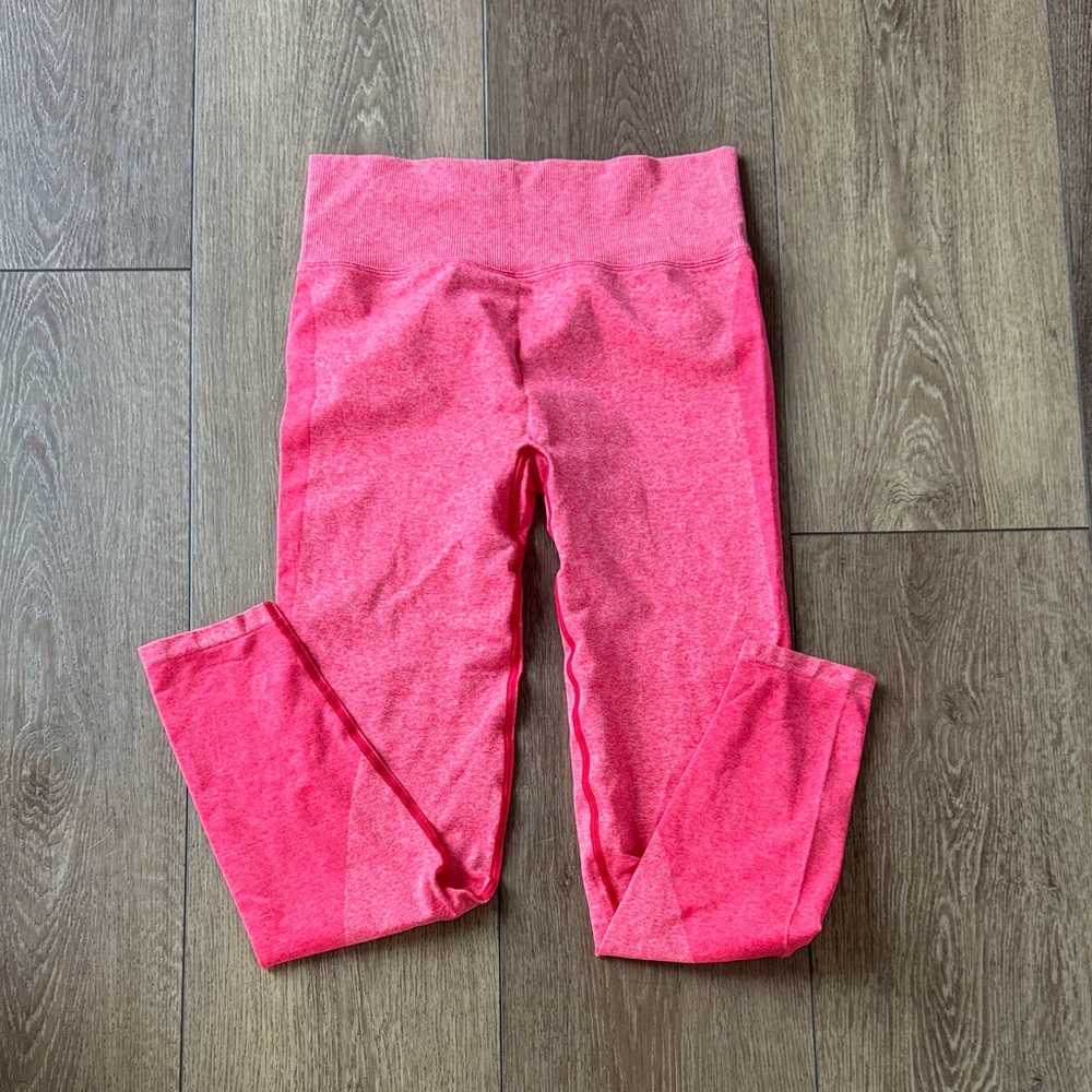 PINK VS Bright Pink Leggings